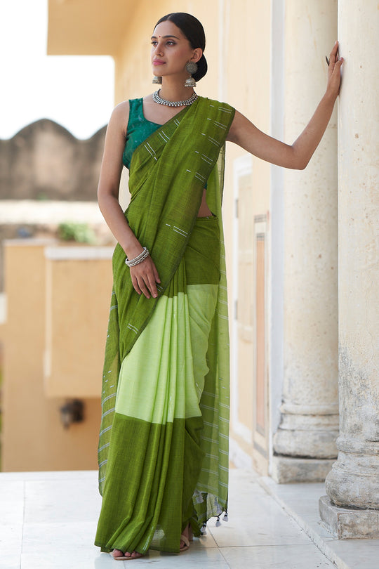 Hunter Green Mulmul Cotton Saree