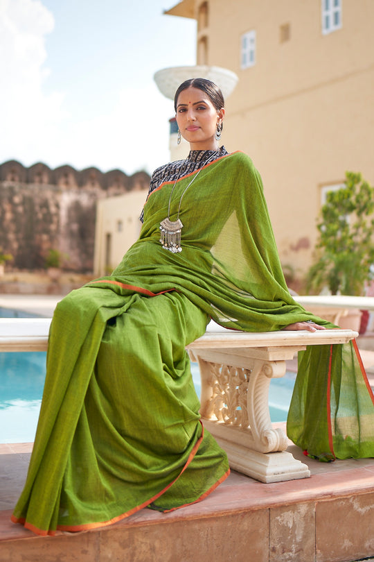 Forest Green Mulmul Cotton Saree