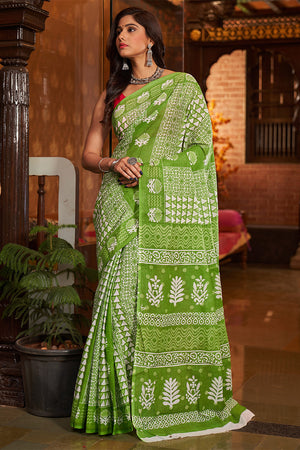 Womens Cotton Pista Saree With Blouse Piece