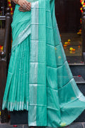 Womens Silk Green Saree With Blouse Piece