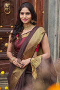 Womens Silk Brown Saree With Blouse Piece