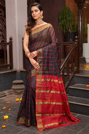 Womens Silk Black Saree With Blouse Piece