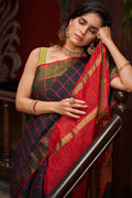 Womens Silk Black Saree With Blouse Piece