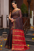 Womens Silk Black Saree With Blouse Piece