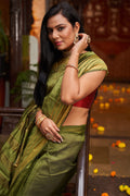 Womens Silk Green Saree With Blouse Piece