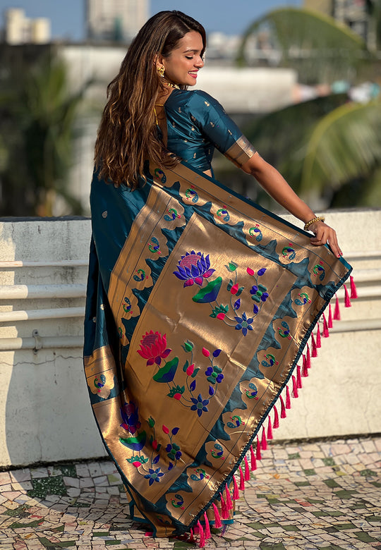 Rama Banarasi Silk Blend Saree With Blouse Piece