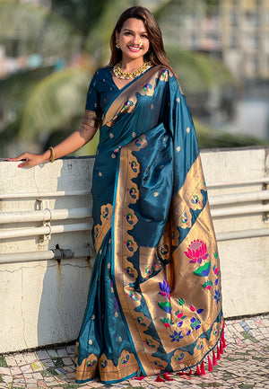 Rama Banarasi Silk Blend Saree With Blouse Piece