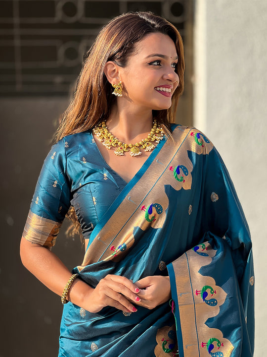 Rama Banarasi Silk Blend Saree With Blouse Piece