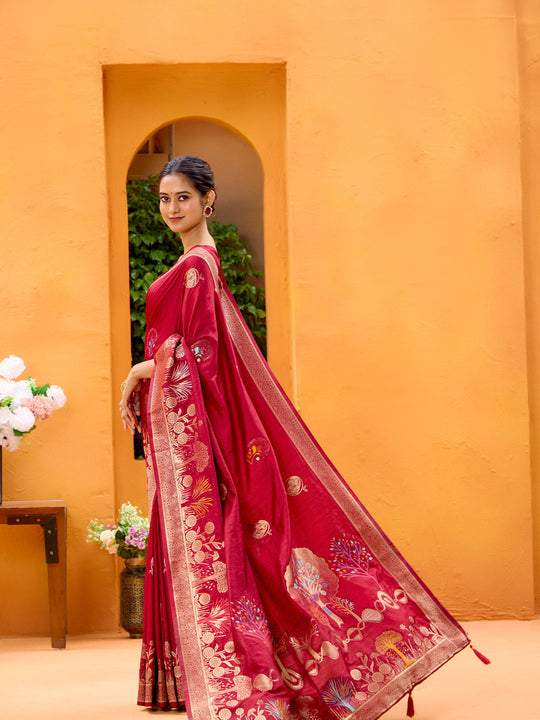 Dola Silk Banarasi Silk Saree With Blouse Piece