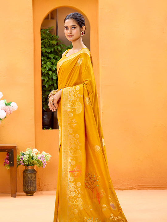 Dola Silk Banarasi Silk Saree With Blouse Piece