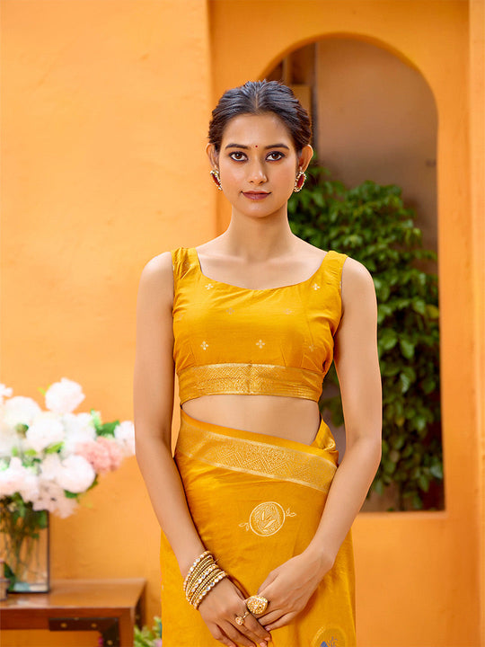 Dola Silk Banarasi Silk Saree With Blouse Piece