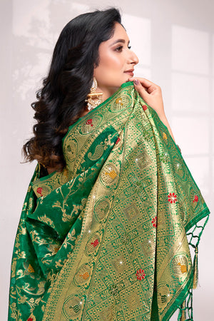 Green Organza Saree With Blouse Piece