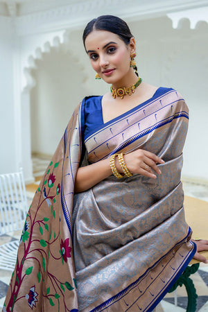 Grey Kanjeevaram Silk Blend Saree With Blouse Piece