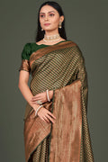 Womens Kanjivaram Silk Pine Green Saree With Blouse Piece