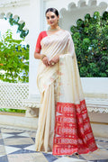 Cream Silk Blend Saree With Blouse Piece