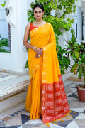 Yellow Silk Blend Saree With Blouse Piece