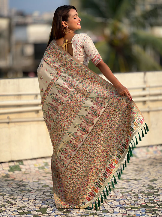 Cream Banarasi Silk Blend Saree With Blouse Piece