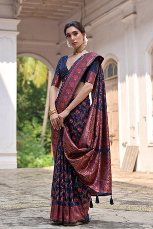 Silk Saree Featuring Beautiful Pashmina Thread Weaving