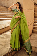 Green Banarasi Patola Silk Saree With Blouse Piece