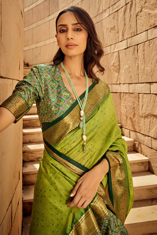 Green Banarasi Patola Silk Saree With Blouse Piece
