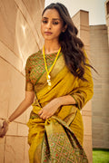 Yellow Banarasi Patola Silk Saree With Blouse Piece