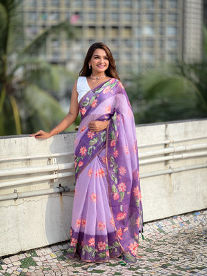 Levender Banarasi Silk Blend Saree With Blouse Piece