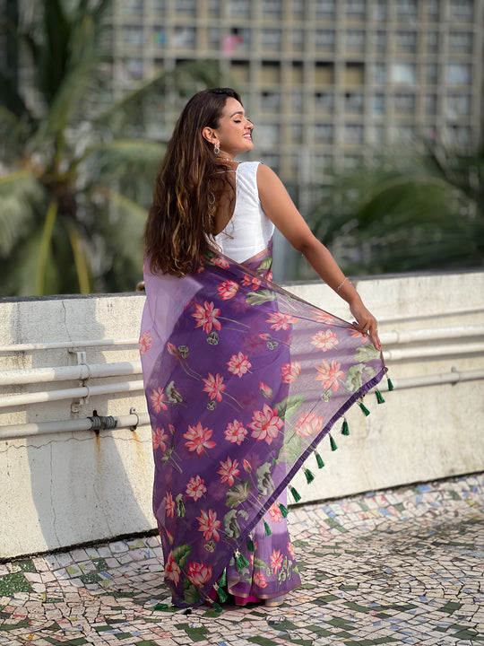 Levender Banarasi Silk Blend Saree With Blouse Piece