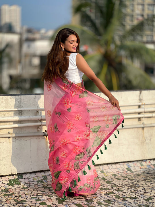 Pink Banarasi Silk Blend Saree With Blouse Piece