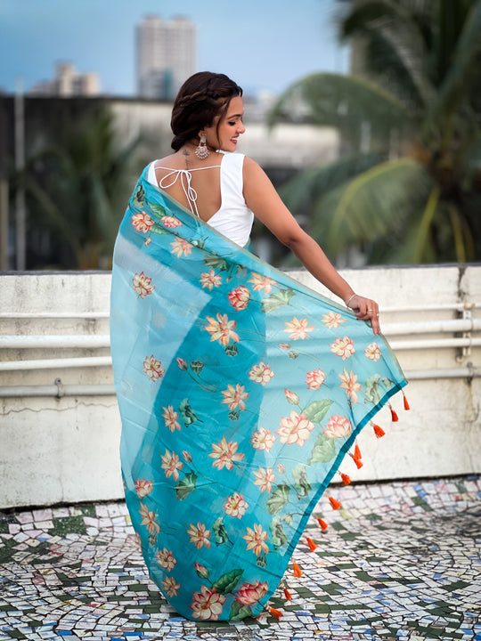 Sky Banarasi Silk Blend Saree With Blouse Piece