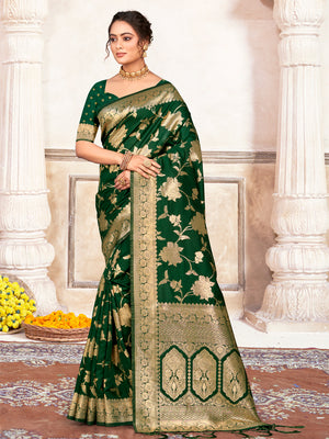 Green Silk Saree With Blouse Piece