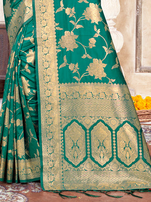 Sea Green Silk Saree With Blouse Piece