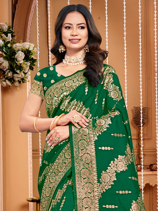 Green Silk Saree With Blouse Piece