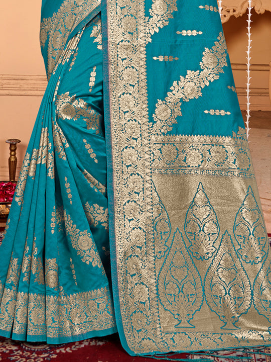Sea Green Silk Saree With Blouse Piece