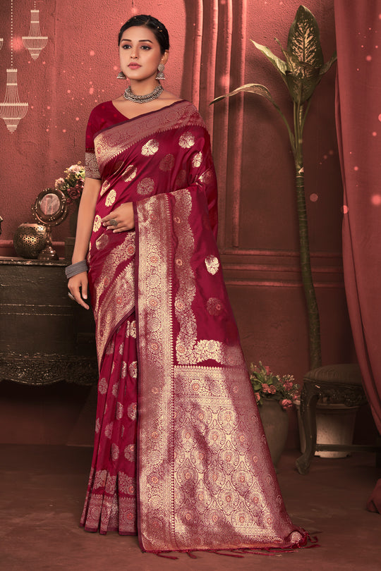 Red Zari Woven Banarasi Silk Saree With Blouse Piece