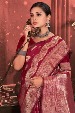 Red Zari Woven Banarasi Silk Saree With Blouse Piece