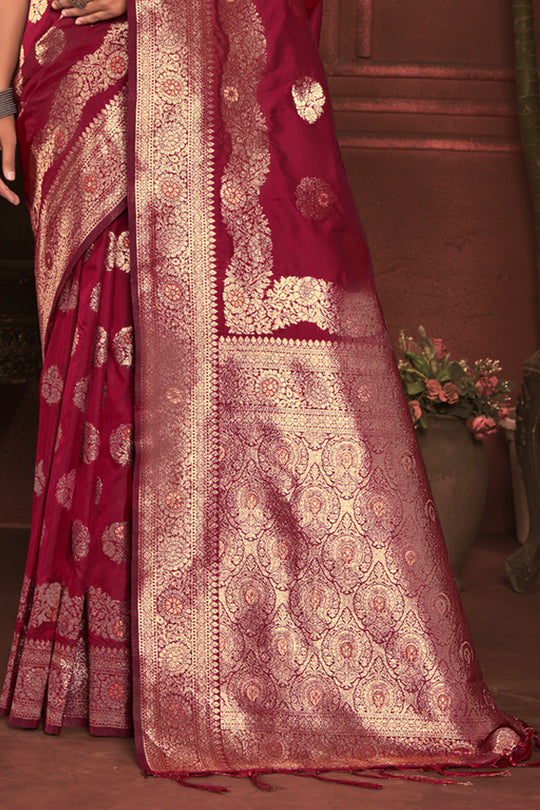 Red Zari Woven Banarasi Silk Saree With Blouse Piece