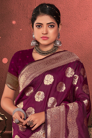 Purple Zari Woven Banarasi Silk Saree With Blouse Piece