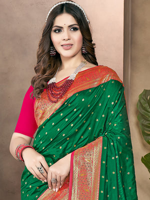Green Silk Saree With Blouse Piece