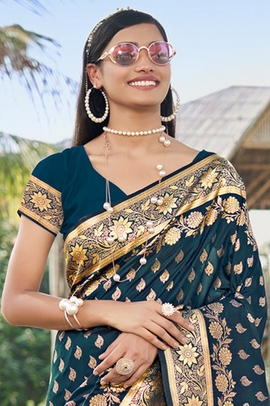 Navy Blue Silk Saree With Blouse Piece