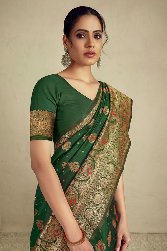 Green Silk Saree With Blouse Piece