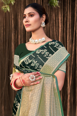 Green Stain Silk Saree With Blouse Piece