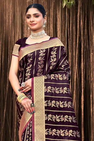 Purple Stain Silk Saree With Blouse Piece