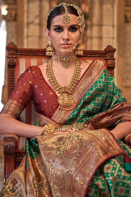 Bottle Green Banarasi Silk Saree With Blouse Piece