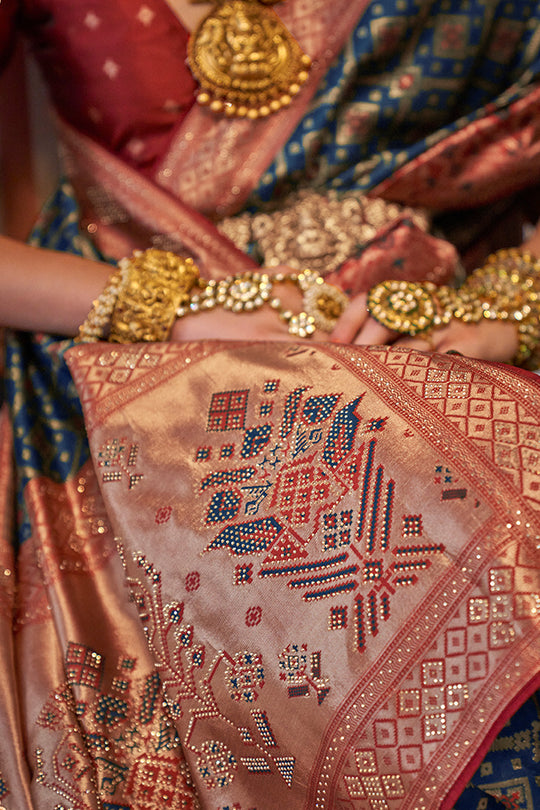 Navy Blue Banarasi Silk Saree With Blouse Piece