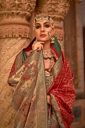 Red Banarasi Silk Saree With Blouse Piece