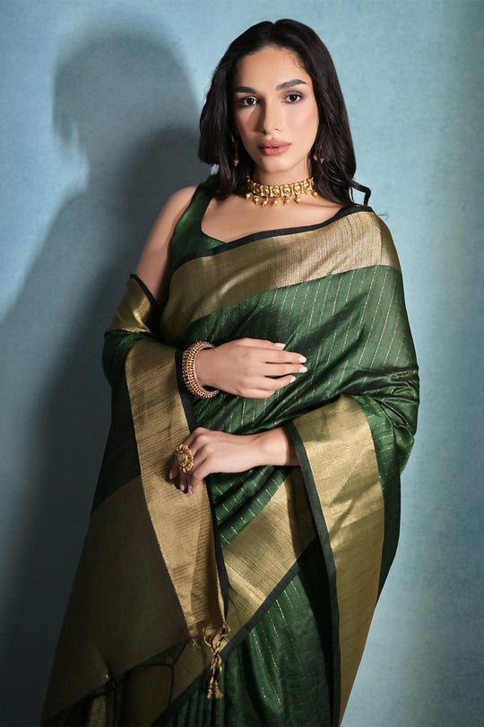 Green Silk Blend Saree With Blouse Piece