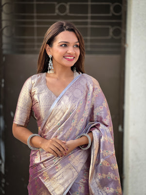 Levender Banarasi Silk Blend Saree With Blouse Piece