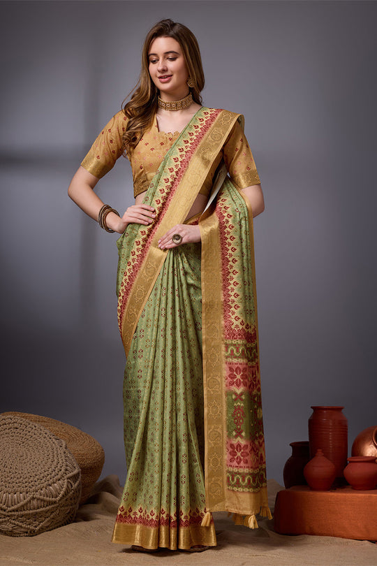 Green Cotton Silk Saree With Blouse Piece