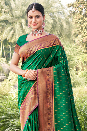 Green Banarasi Silk Saree With Blouse Piece