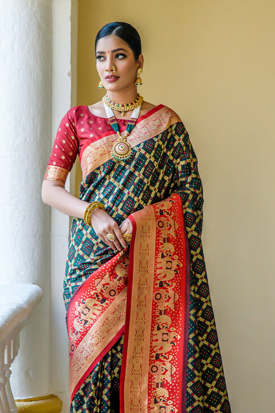 Bottle Green Banarasi Silk Saree With Blouse Piece